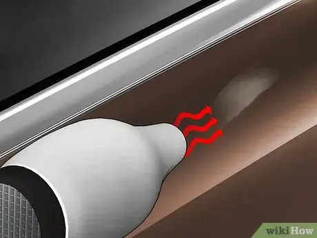 Image intitulée Get Glue off a Car Step 2