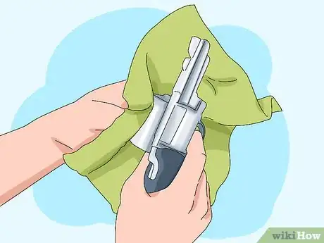 Image intitulée Clean a Revolver Step 12