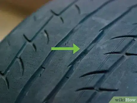 Image intitulée Know when Car Tires Need Replacing Step 2