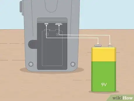 Image intitulée Put Batteries in Correctly Step 12