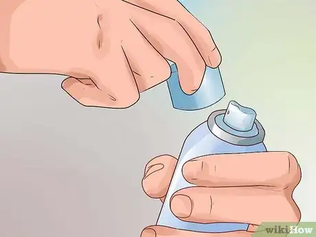 Image intitulée Spray Yourself With Deodorant Step 7