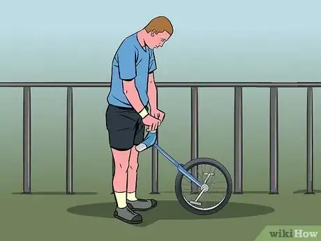 Image intitulée Unicycle Step 3