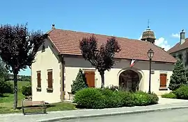 The town hall in Écromagny