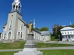 L'Enfant-Jésus church and presbytery.