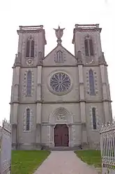 The church in Tart-le-Haut