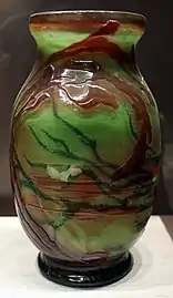 "Seaweed" vase (1899-1900)