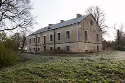 The old Üksnurme main manor building.