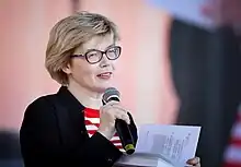 Kucherskaya speaking at the "Red Square" literary festival, Moscow 2018