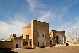 مزار قطب الدین حیدر