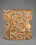 Noh robe; 1750–1800; silk embroidery and gold leaf on silk satin; length: 1.66 m; Metropolitan Museum of Art