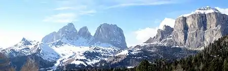 Image 9Sellajoch, South Tyrol and Trentino (seen from Pordoi Pass), Langkofel on the left, Piz Ciavazes on the right