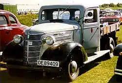 1930s Chevrolet Commercial truck with third-party cab.