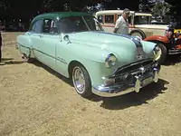 1949 Pontiac Chieftain De Luxe 4-Door Sedan