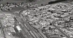 Frankton Junction in 1980, showing 1975 station and site of the previous station (bottom centre).