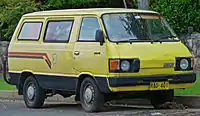 1982–1985 LiteAce van (YM21; facelift)