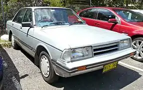 1985–1986 Nissan Bluebird (P910 Series III) GXE sedan