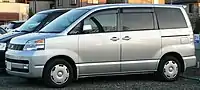 2001–2004 Toyota Voxy X (pre-facelift)