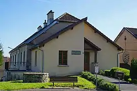 The town hall in Magny-Danigon