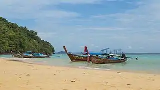 Long-tail boats. Loh Moo Dee Beach, Ko Phi Phi Don