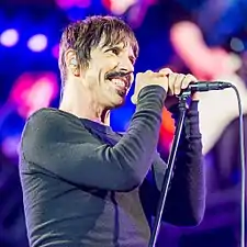2016 RiP Red Hot Chili Peppers - Anthony Kiedis - by 2eight - DSC0349.jpg