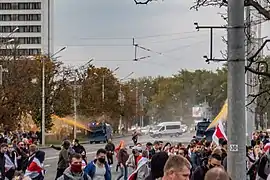 Use of water cannons in Minsk, 4 October. Note the orange color of the water: it makes visible traces on clothes.