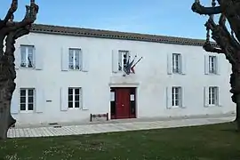 The town hall of Saint-Rogatien