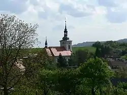 Centre of Dědice with church