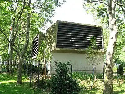 Ventilator and emergency exit in Queensbridge Park