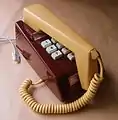 8766 Snowdon Collection Trimphone in brown and cream