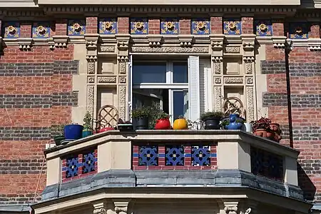 Eclectic facade with triglyphs and metopes of the Suriname Embassy (Rue du Ranelagh no. 94), Paris, unknown architect, 1885