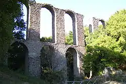 Roman aqueduct in Monterano.