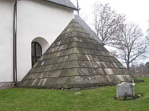 Pyramid grave, churchyard in Järfälla, Sweden, unknown architect, 18th century