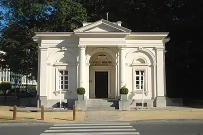 One of the two former toll pavilion at the Namur Gate, now at the entrance of the Bois de la Cambre/Ter Kamerenbos