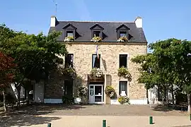 The town hall in Arradon
