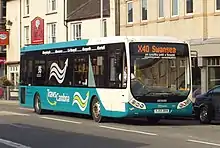 YJ55BKN (a 550-branded vehicle) working the X40 service in Aberystwyth