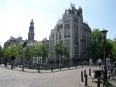 Astoria building by Herman Hendrik Baanders and Gerrit van Arkel, Amsterdam (1905)