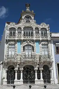 Façade of Major Pessoa Residence in Aveiro (1907–1909)