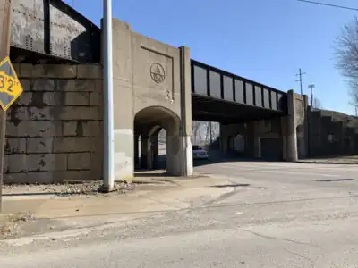 Nearby B&O bridge (1940)