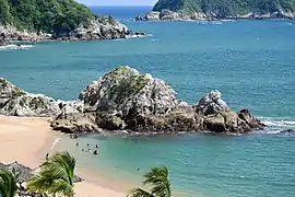 Santa María Huatulco.