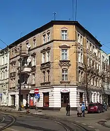 Corner house on Dworcowa and Matejki streets