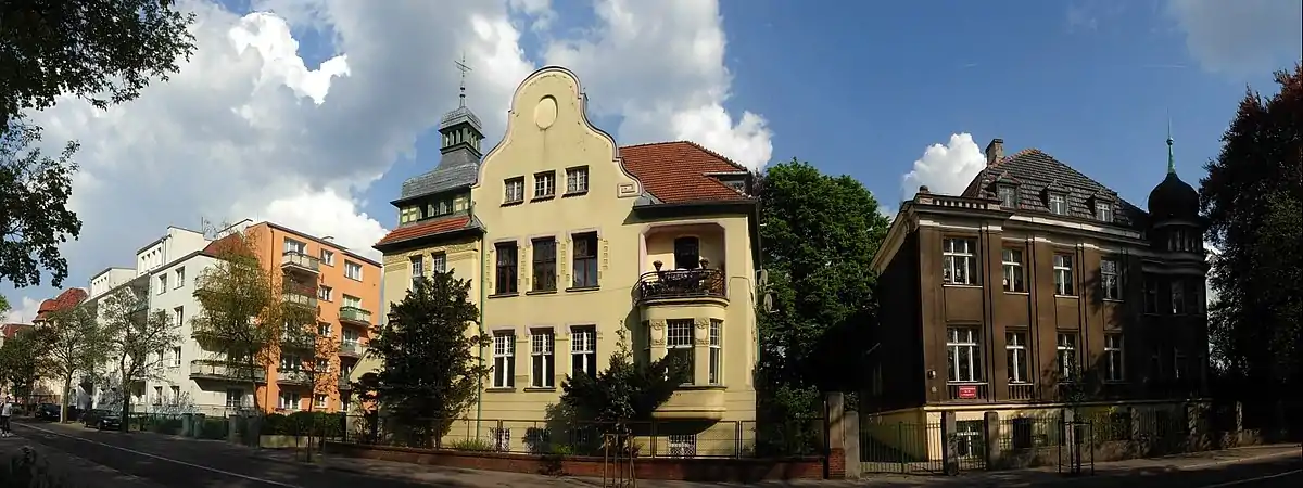 Panorama of villas at Nr.2 (right) and 4 (left) in Paderewskiego street
