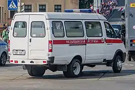 An ambulance-looking van with the registration plate of the Internal troops (BB-0)