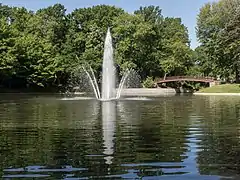 Bergen op Zoom, fountain and bridge in park