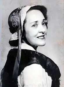 Her regional folk costume  from Stora Tuna in the Dales Province (Dalecarlia) was Birgit Ridderstedt's usual performing wardrobe. Photo: FamSAC.
