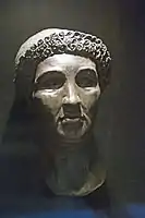 Reconstruction of the head of the deceased, aged about 40.