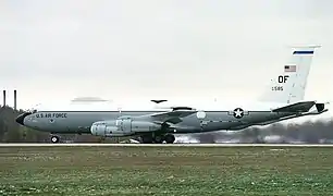 EC-135