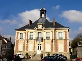 The town hall in Boissy-l'Aillerie