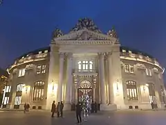 Bourse de commerce by night in 2022.