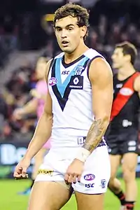 Brendon Ah Chee playing for the Port Adelaide Football Club in 2017