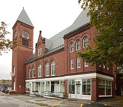 Brewster Memorial Hall